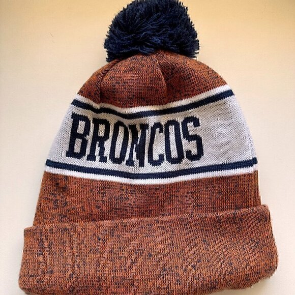 New Era Denver Broncos Pom Beanie Hat - NFL Team Cuffed Knit, Warm Fleece Lined - Picture 2 of 4